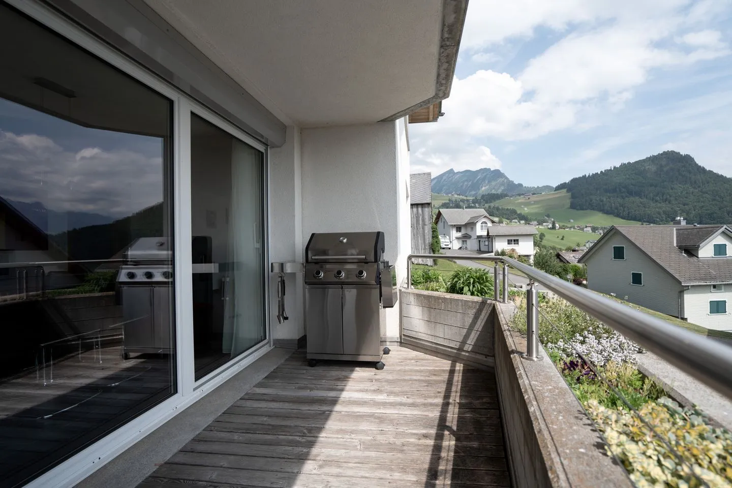 Haus Gmür - Zimmer im Erdgeschoss Amden - Balcony with barbecue