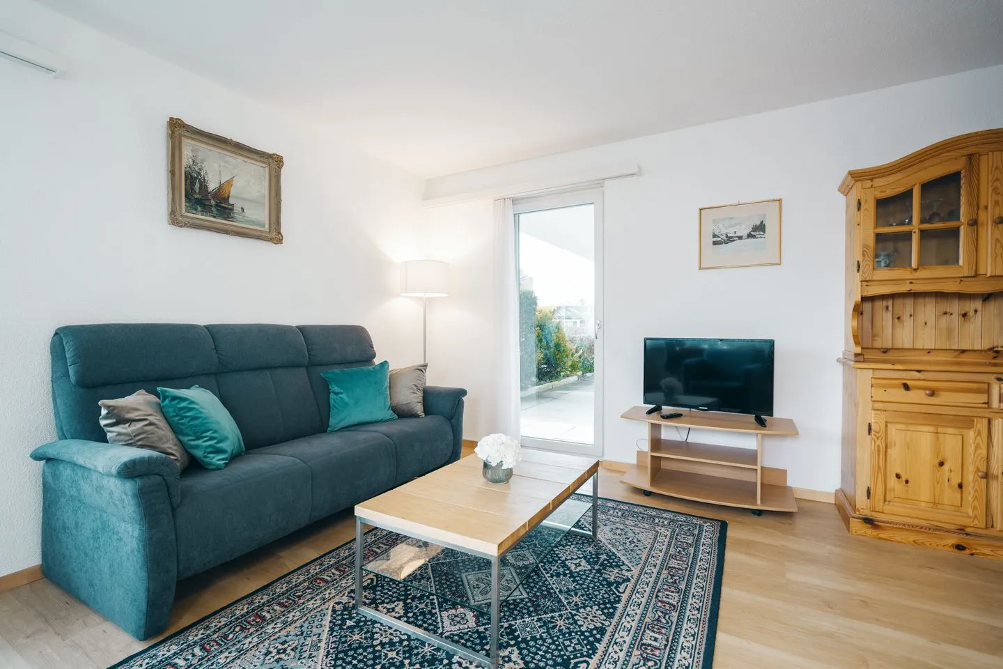 Apartment Im Aeschen Amden - Cosy living room with access to the terrace