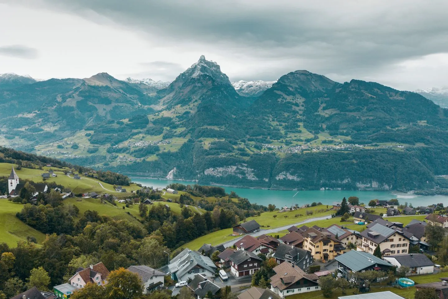 Chalet Biodola Amden - Aussicht auf die Berge und Walensee