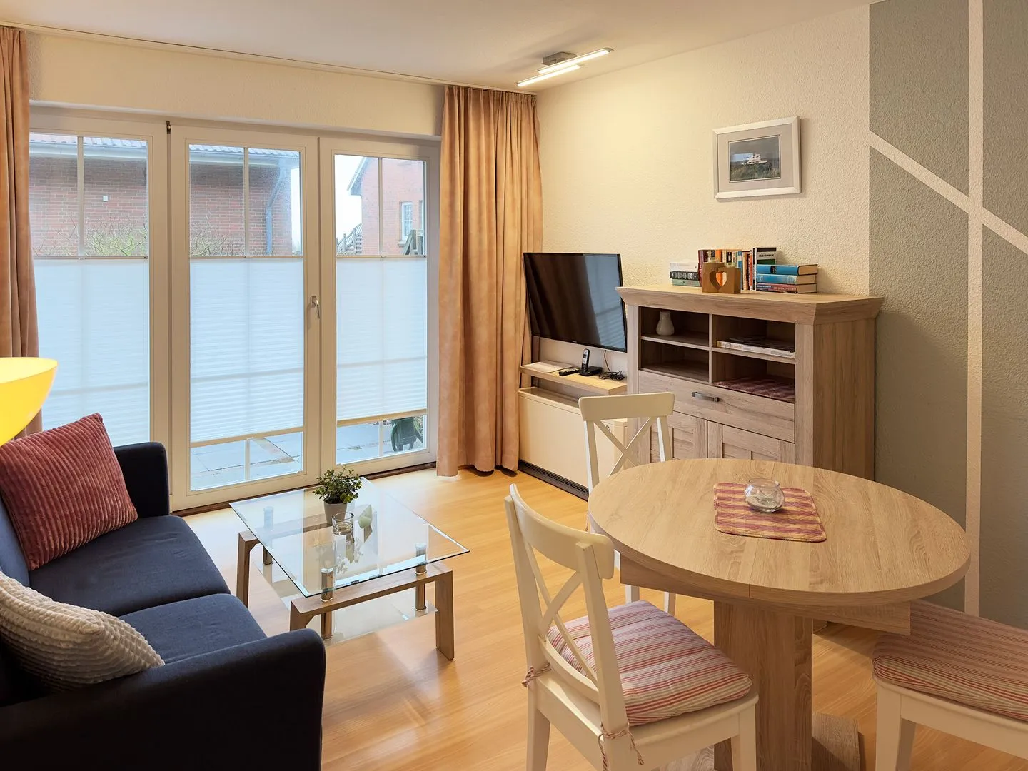 Haus *Südspitze 18* Ferienwohnung "Südspitze 18/3" Wittdün auf Amrum - Wohnzimmer der Ferienwohnung Südspitze 18/3 in Wittdün auf Amrum
