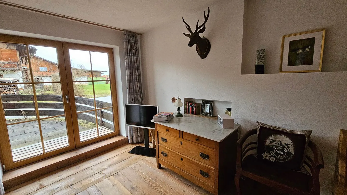 Bergzeit im Fuchsbau-Urspring Urspring - Wohnzimmer