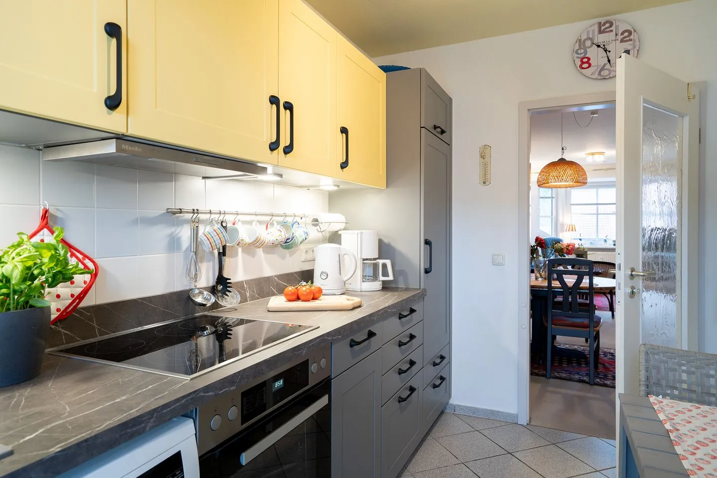 (OST29c) Ferienwohnung "Urlaubsglück" Niendorf - Küche / Küchenzeile