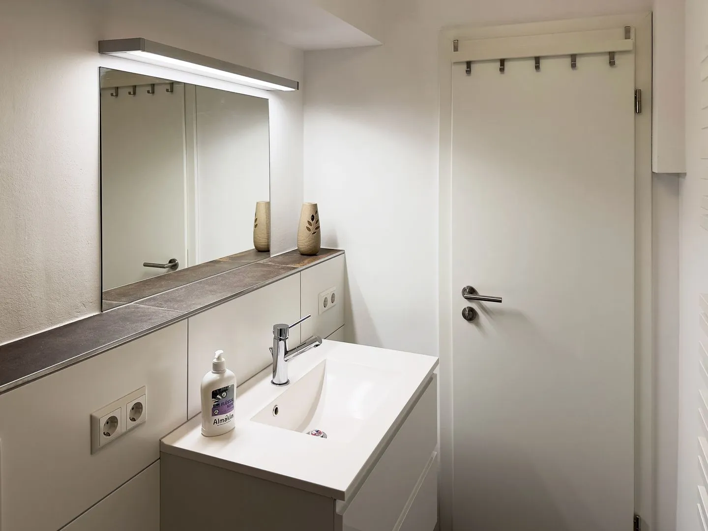 Haus Diana Ferienwohnung „Agnes" Wittdün auf Amrum - Badezimmer 1 der Ferienwohnung Agnes im Haus Diana in Wittdün auf Amrum