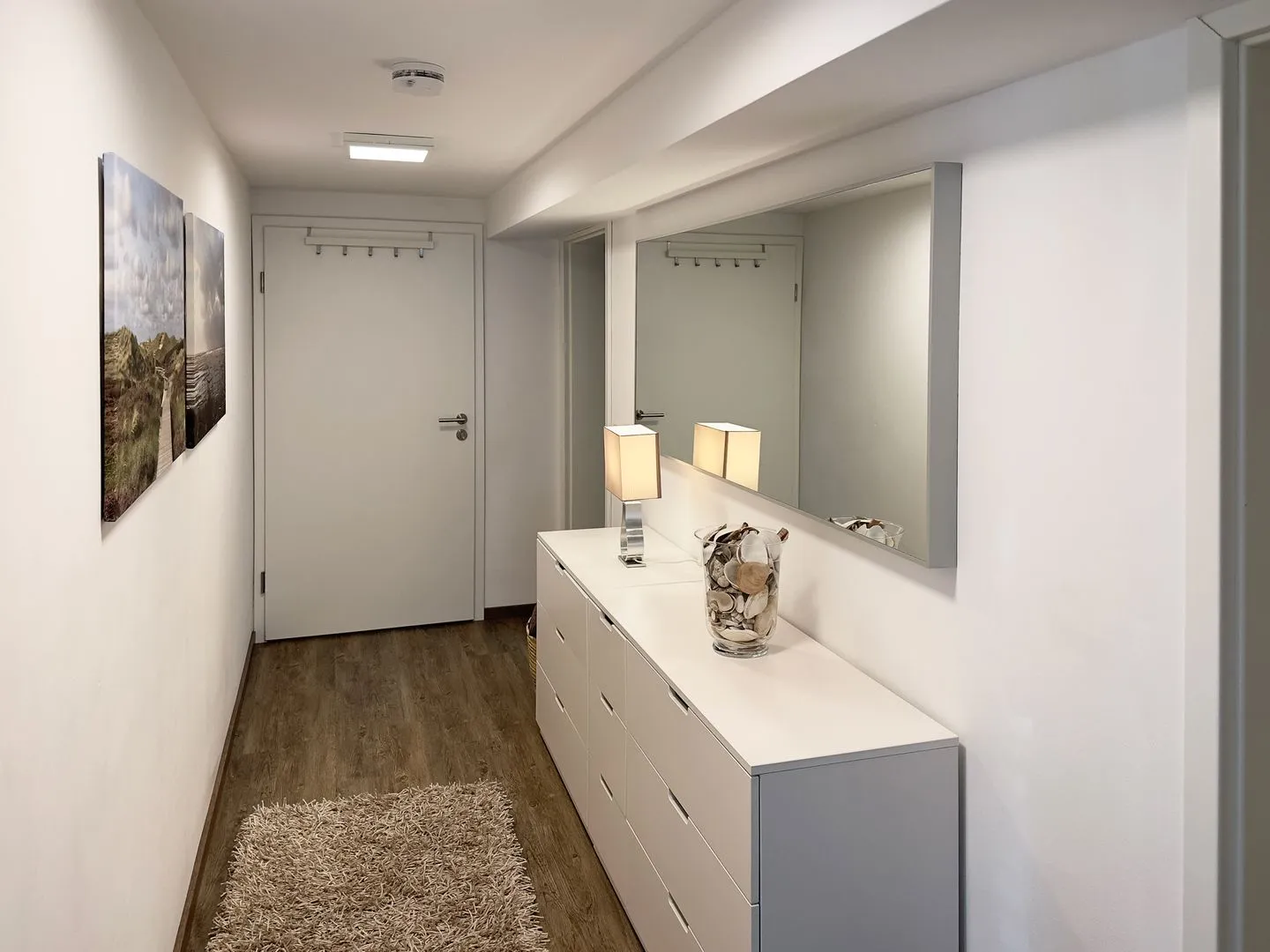 Haus Diana Ferienwohnung „Agnes" Wittdün auf Amrum - Korridor der Ferienwohnung Agnes im Haus Diana in Wittdün auf Amrum