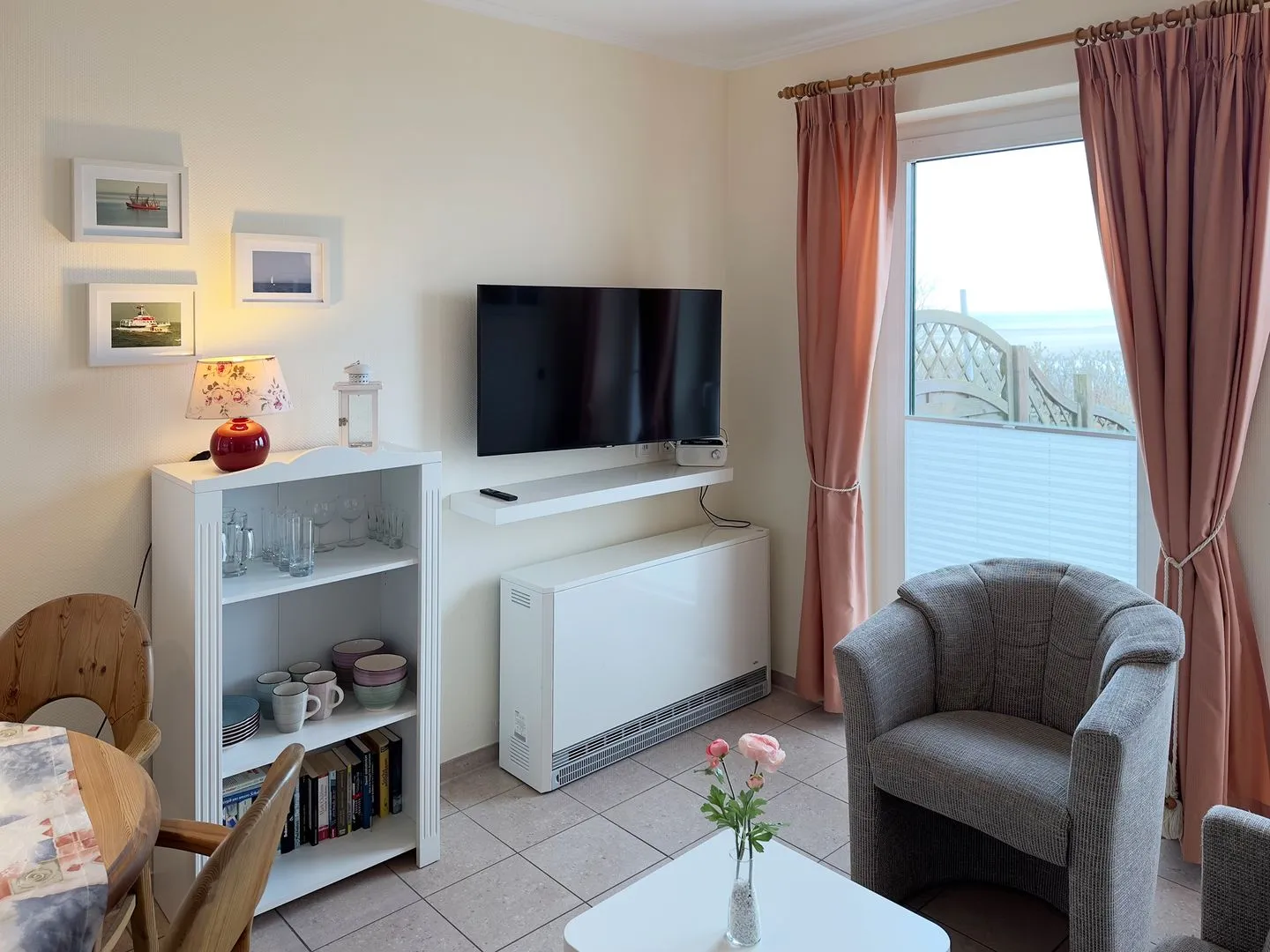 Haus *Südspitze 34* Ferienwohnung „Südspitze 34/22 - Schlieter" Wittdün auf Amrum - Wohnzimmer
