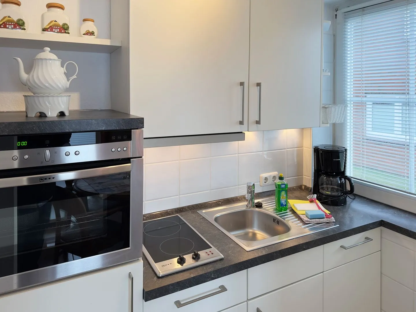 Haus *Südspitze 34* Ferienwohnung „Südspitze 34/22 - Schlieter" Wittdün auf Amrum - Küche / Küchenzeile