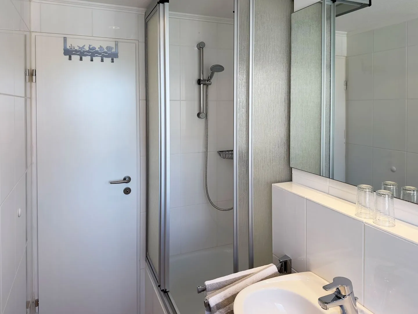 Haus *Südspitze 34* Ferienwohnung „Südspitze 34/25 - Schlieter" Wittdün auf Amrum - Badezimmer