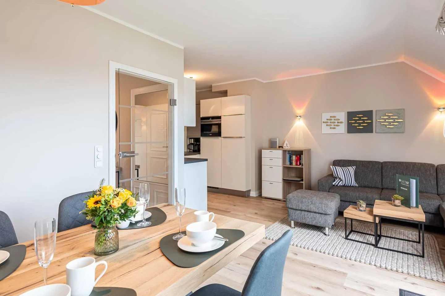 Käpt'n Nelson, App. 13 Wenningstedt - Wohnzimmer