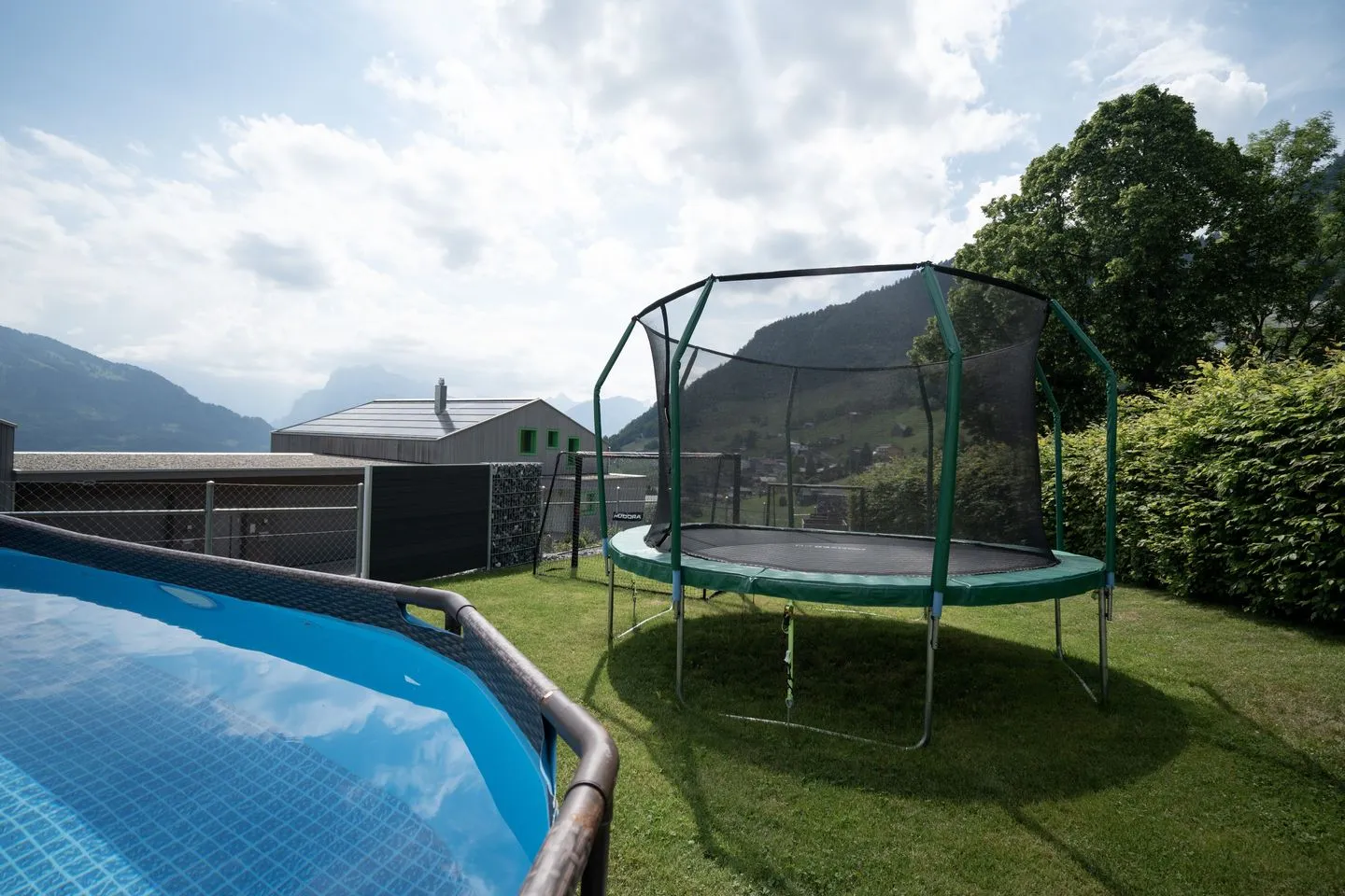 Gästehaus Gmür mit 2 Privatzimmer Amden - Garden