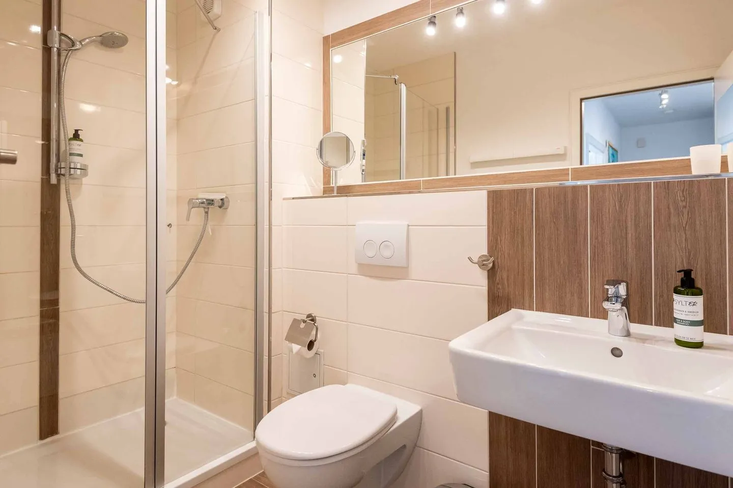 Käpt'n Nelson, App. 15 Wenningstedt - Badezimmer