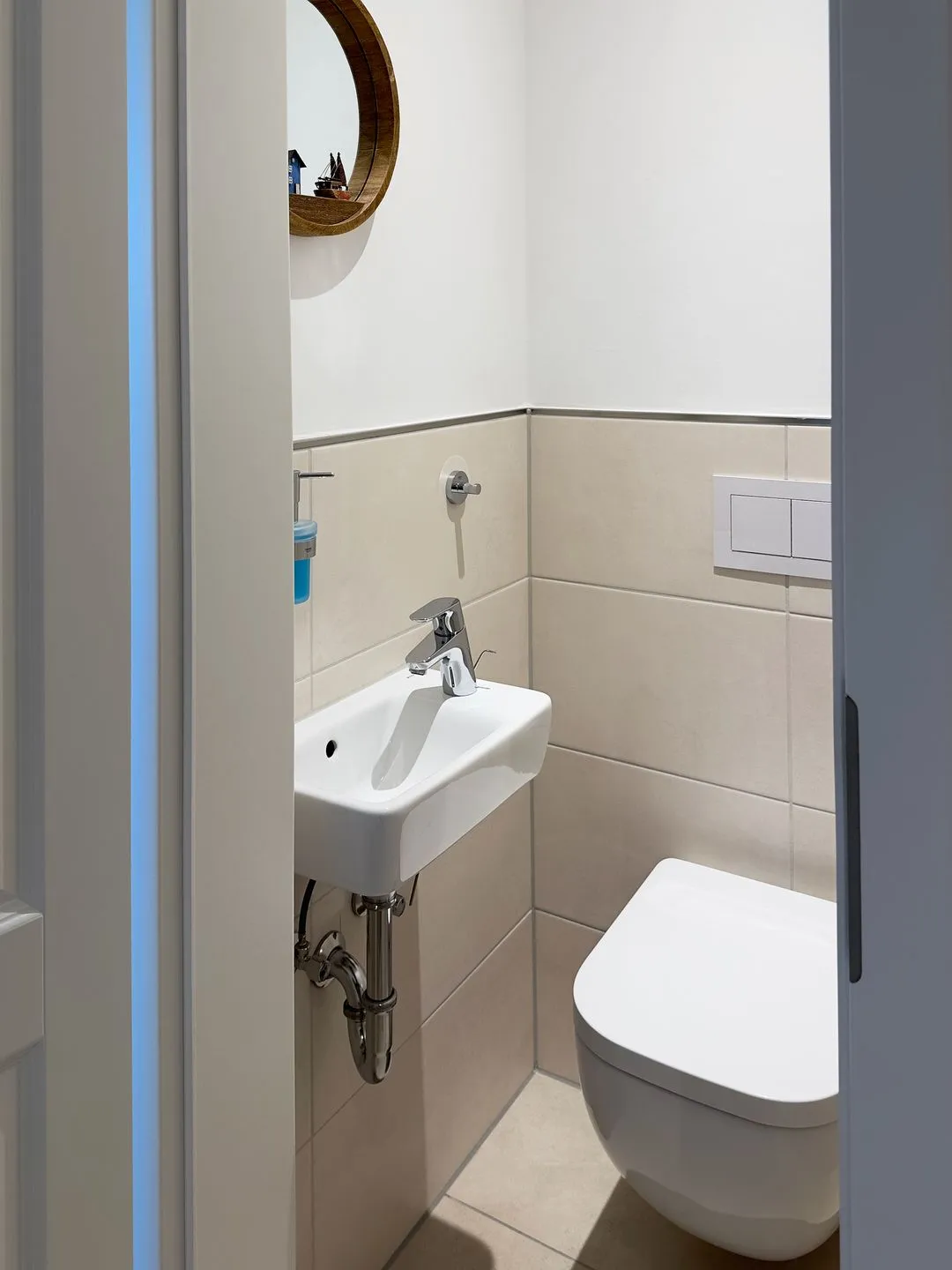 Haus Dünenperle Ferienwohnung "Dünengras" Wittdün auf Amrum - Gäste-WC