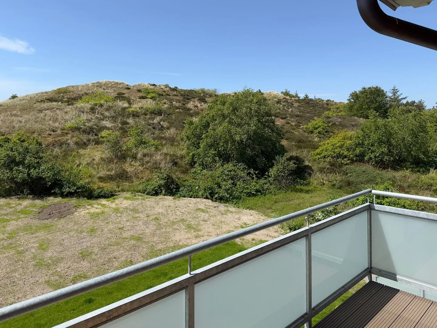 Haus Dünenperle Ferienwohnung "Wanderdüne" Wittdün auf Amrum - Gartenblick