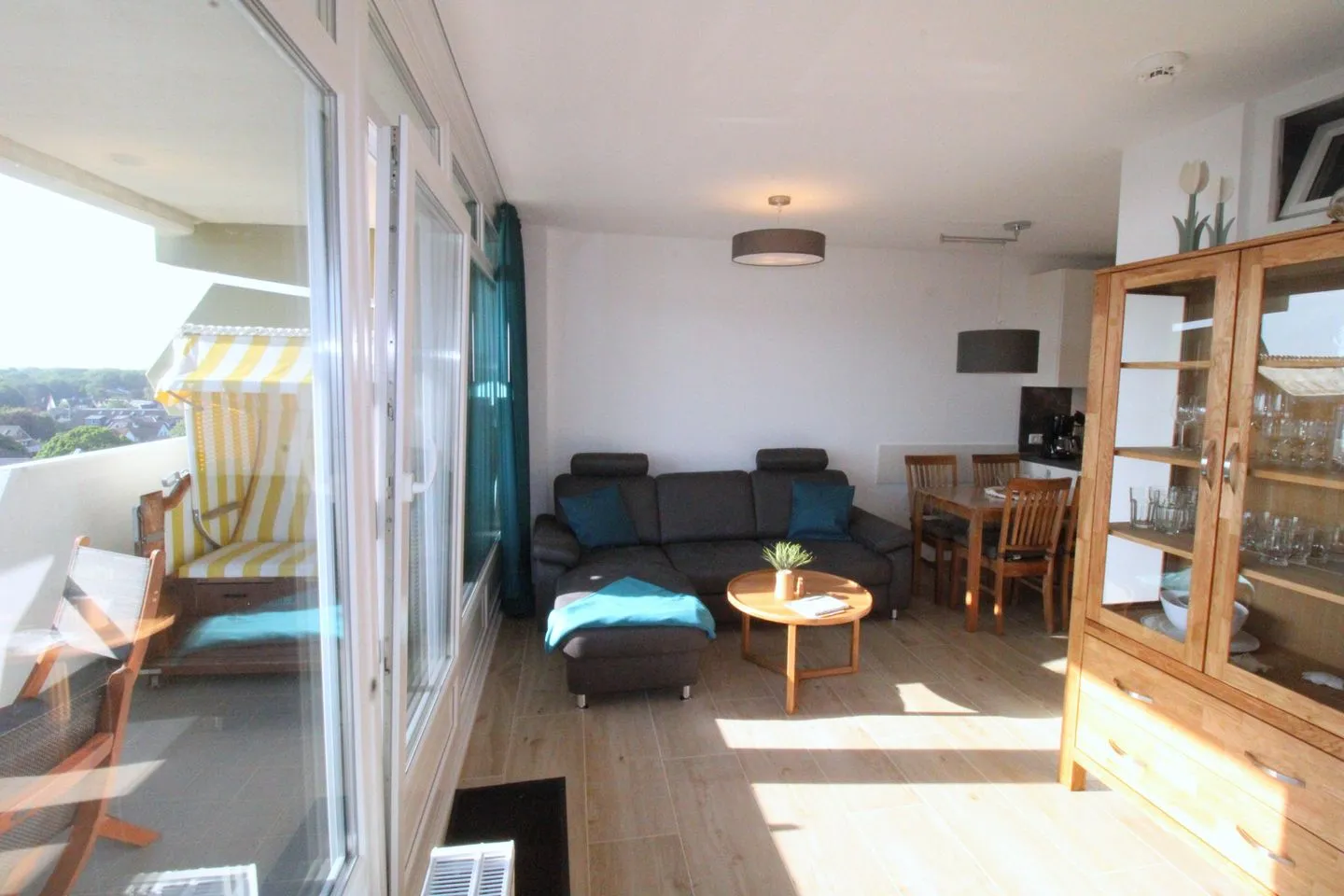 Panorama Whg 101, 7.OG - Wohnzimmer