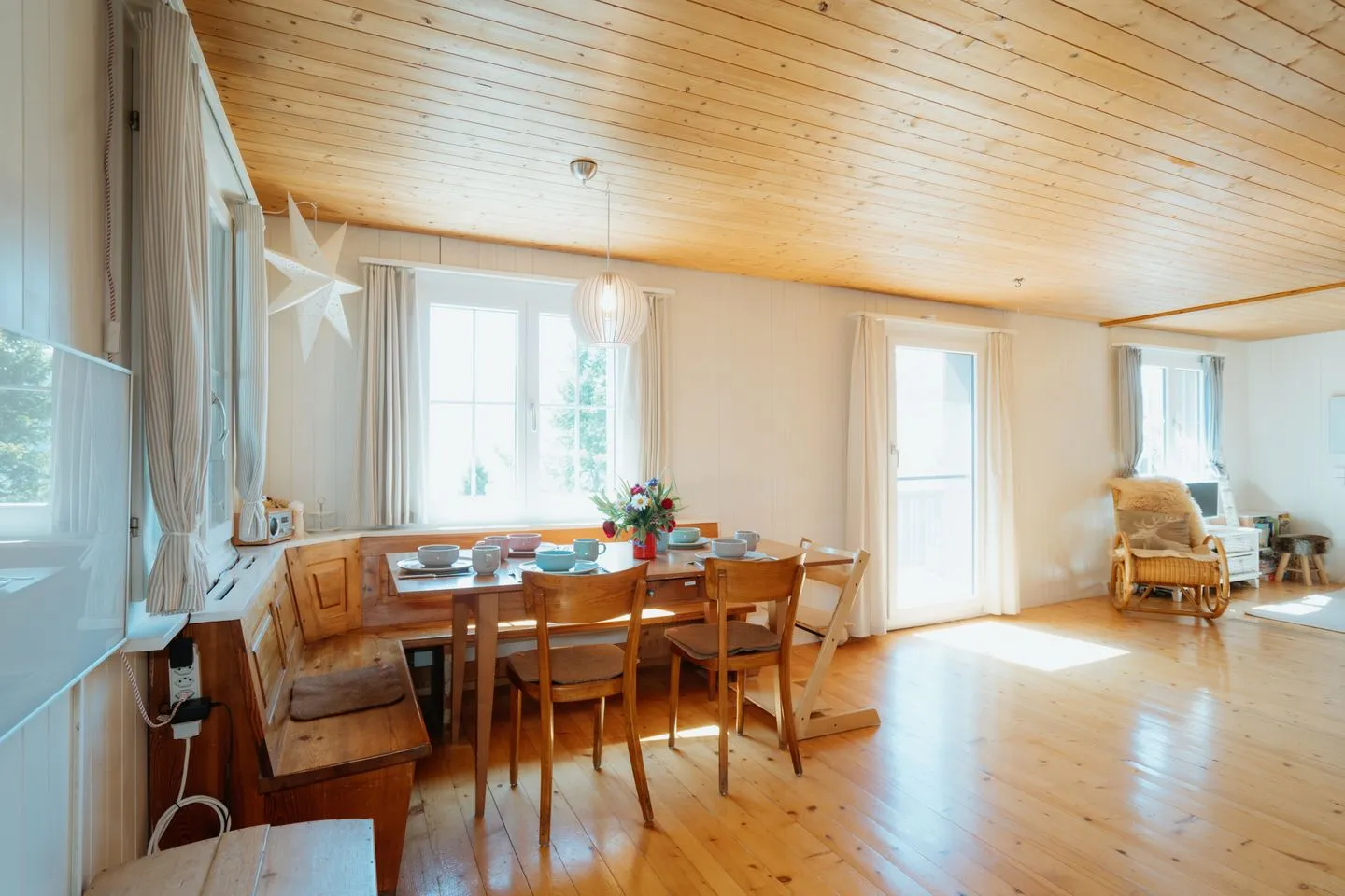 Apartment im Chalet zum Rad Amden - Living room