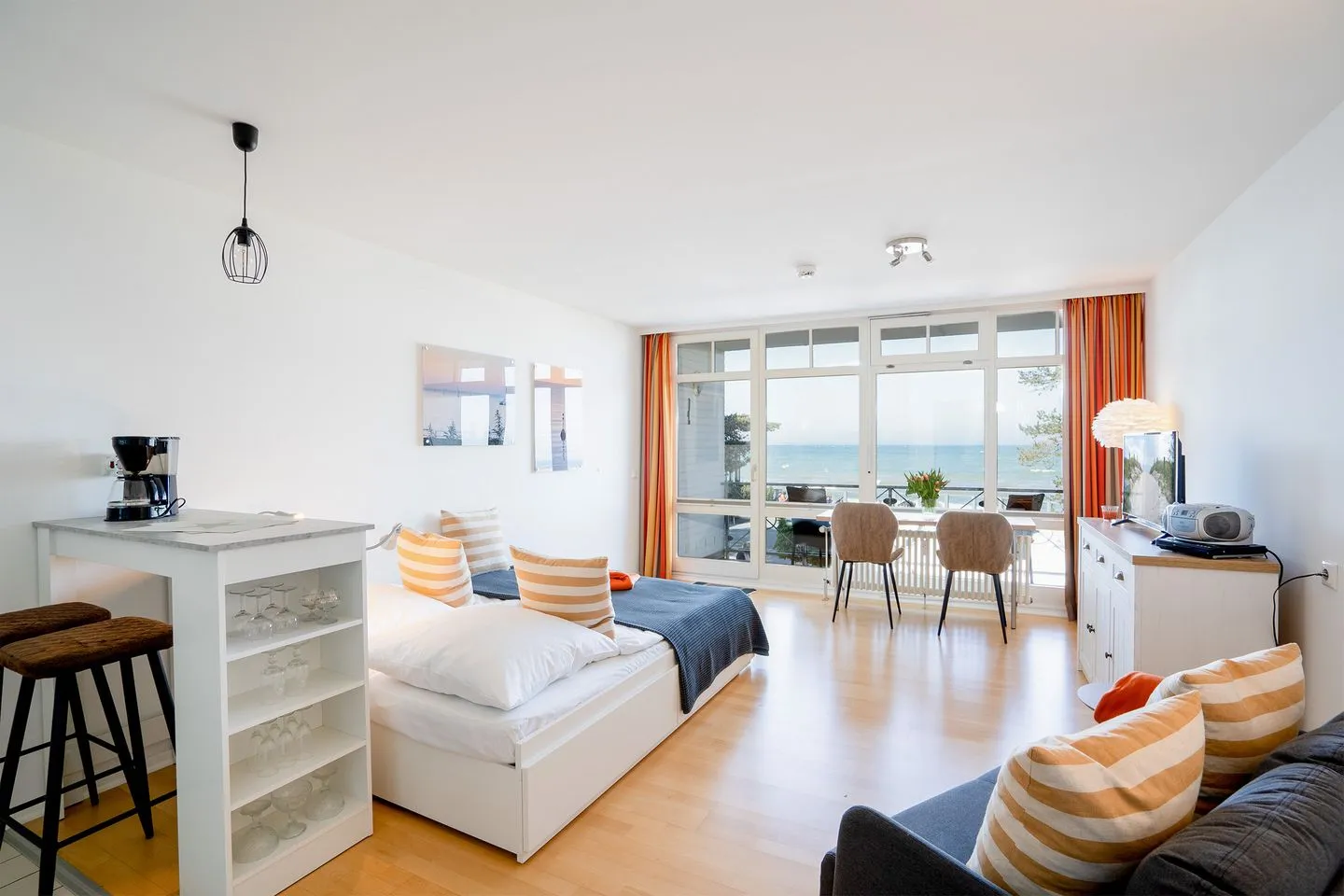 (STR123k) Ferienwohnung "Kajüte13" Niendorf - Wohnzimmer