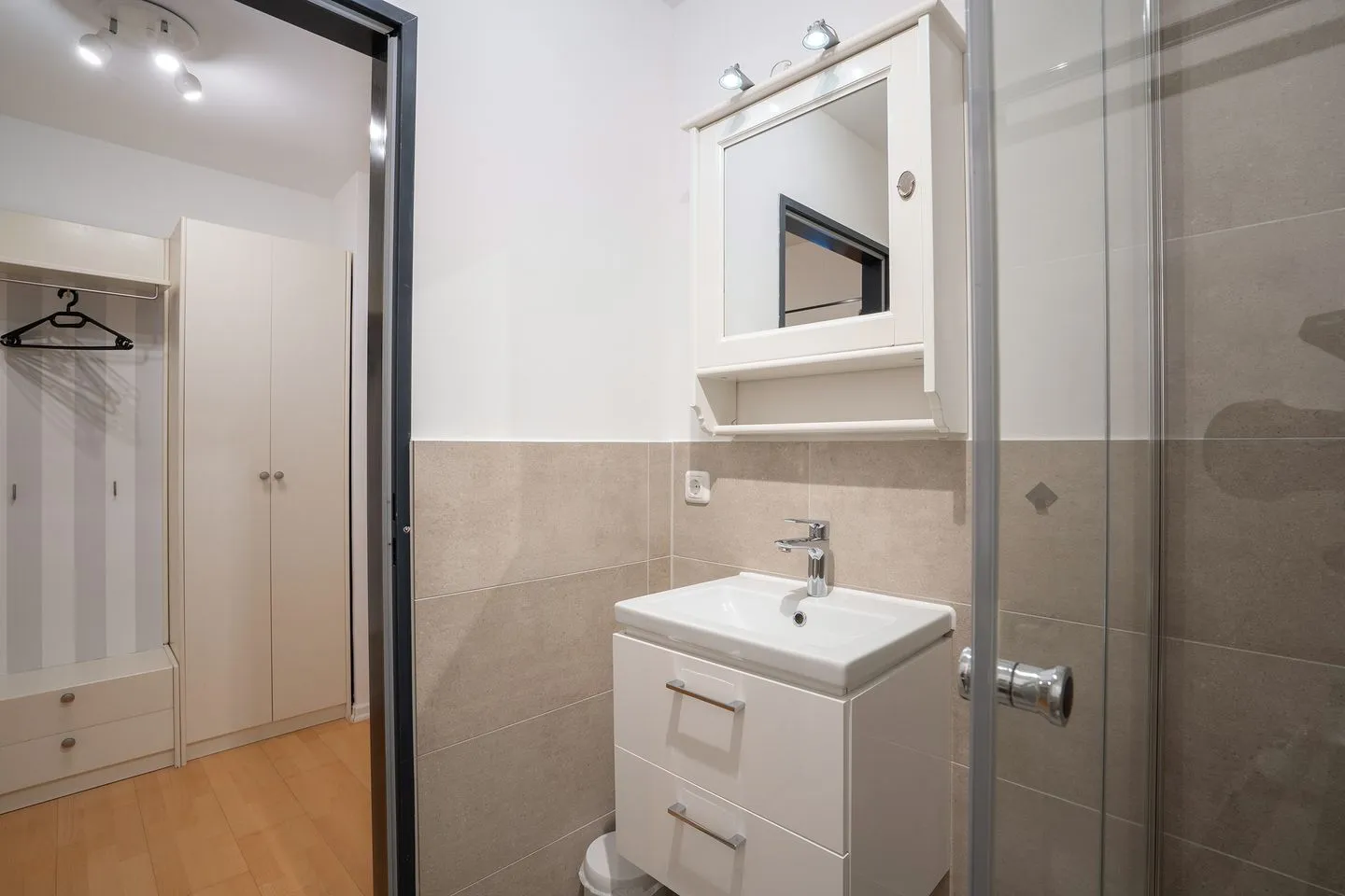 (STR123k) Ferienwohnung "Kajüte13" Niendorf - Badezimmer