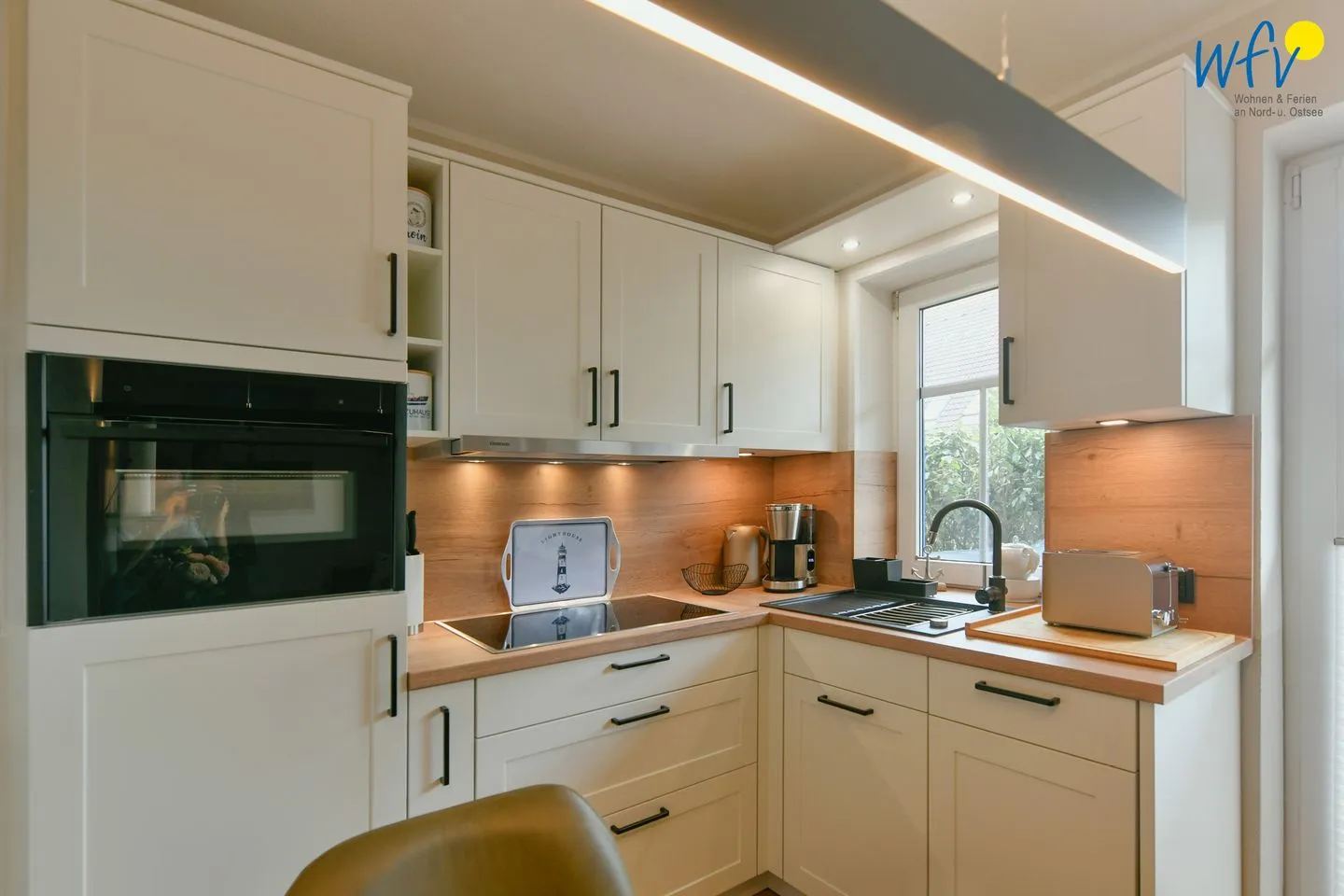 Speicherhaus Ferienwohnung ,,Deichnest'' Wangerooge - Küche / Küchenzeile
