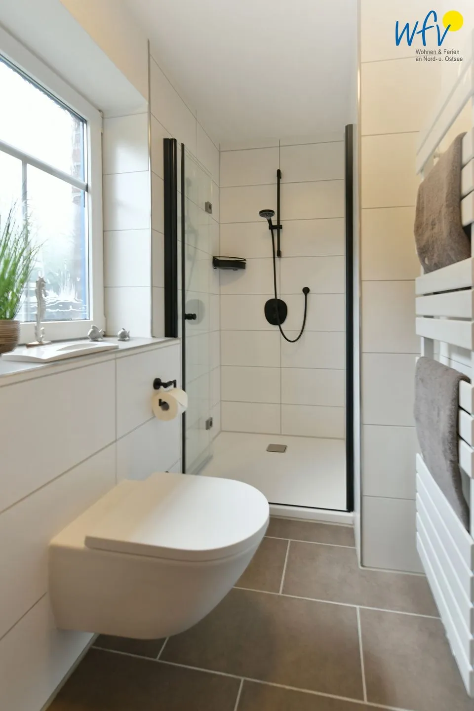 Speicherhaus Ferienwohnung ,,Deichnest'' Wangerooge - Badezimmer