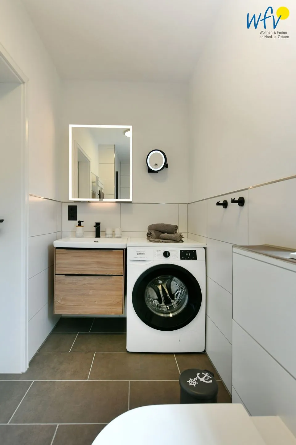 Speicherhaus Ferienwohnung ,,Deichnest'' Wangerooge - Badezimmer