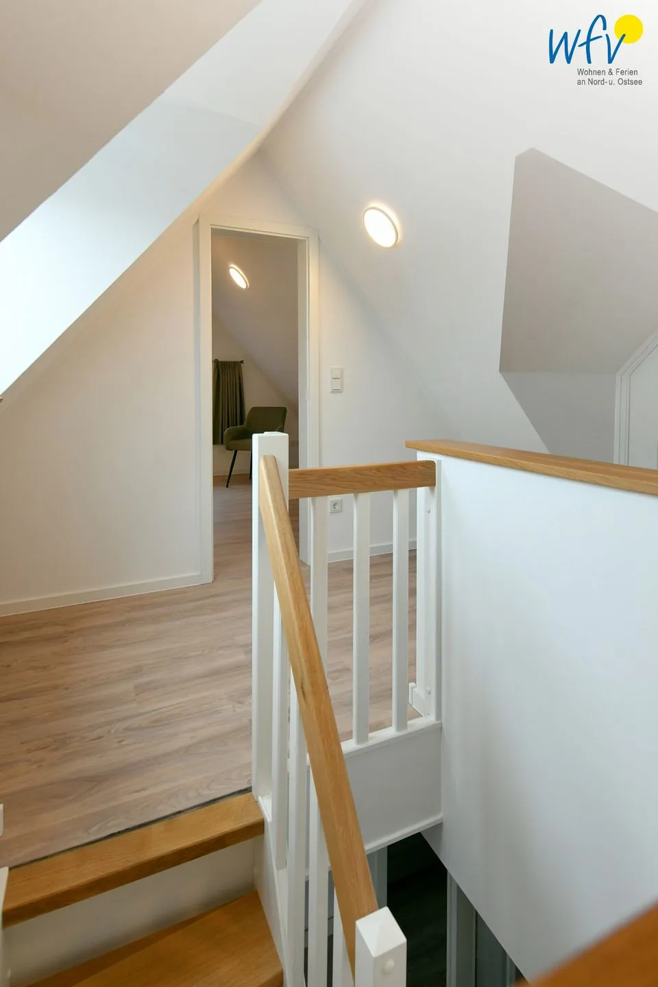 Haus Christa Ferienwohnung 6 Wangerooge - Flur / Treppe