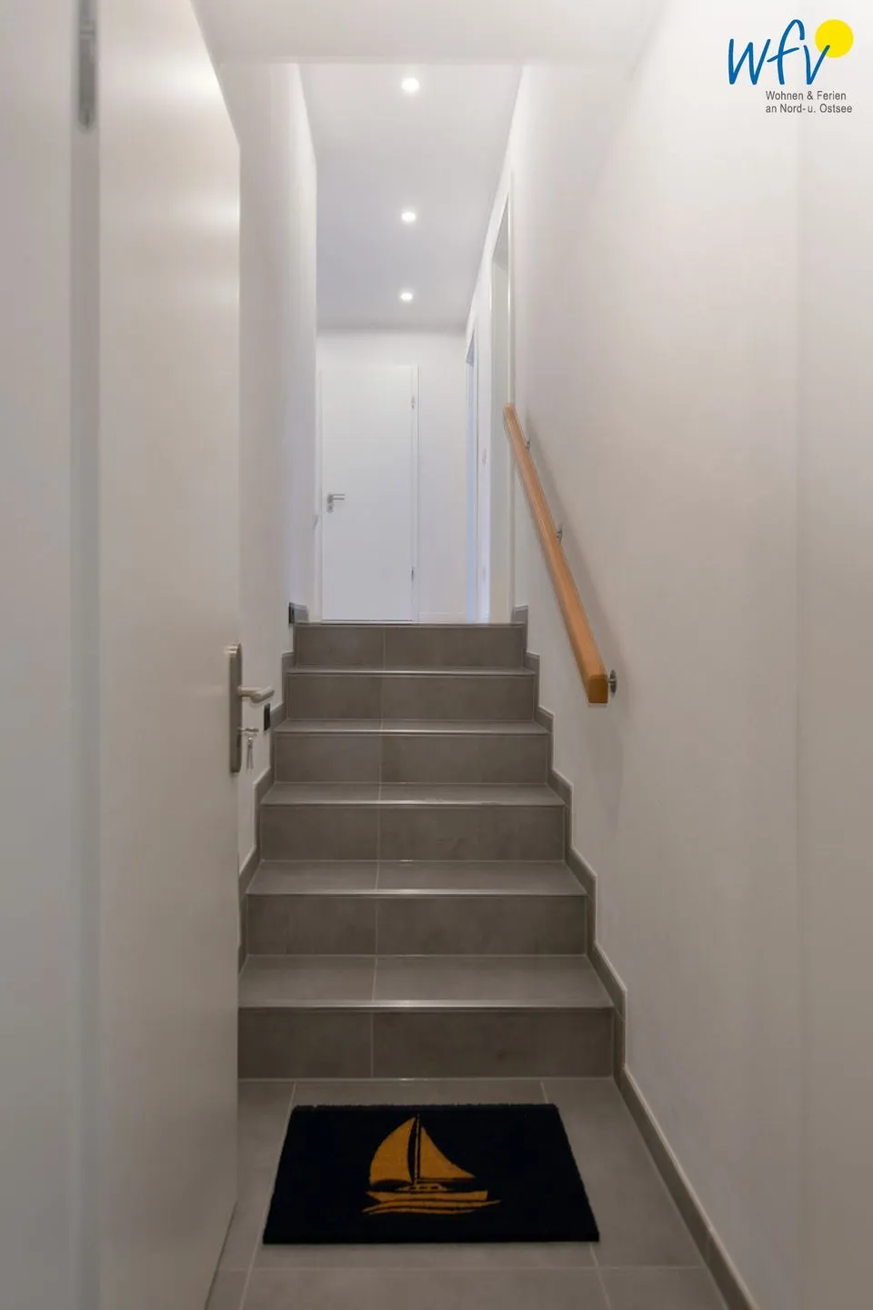 Haus Christa Ferienwohnung 3 Wangerooge - Flur / Treppe