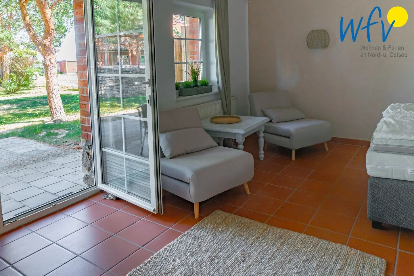 Ferienhaus am Gutspark Dranske Ferienwohnung Weißdorn Rügen - Dranske - Wohnzimmer