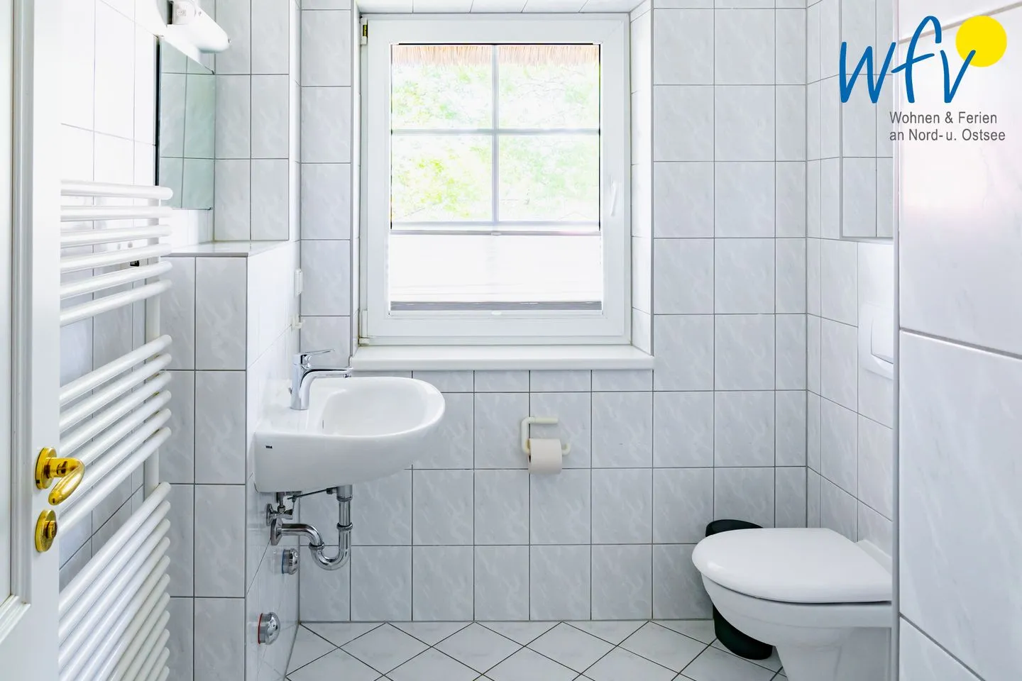 Ferienhaus am Gutspark Dranske Ferienwohnung Küstenklee Rügen - Dranske - Badezimmer