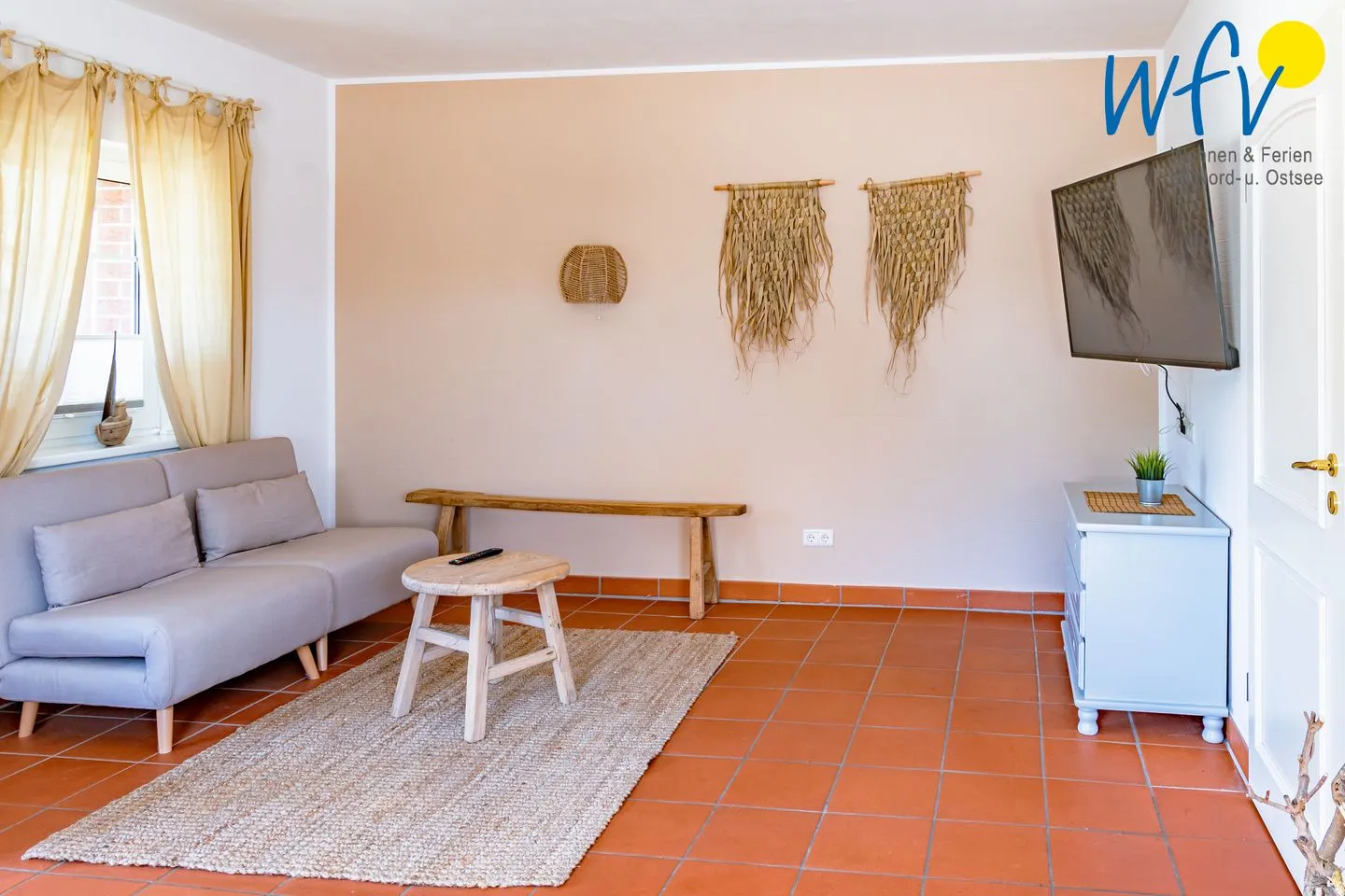 Ferienhaus am Gutspark Dranske Ferienwohnung Sonnenmeer Rügen - Dranske - Wohnzimmer