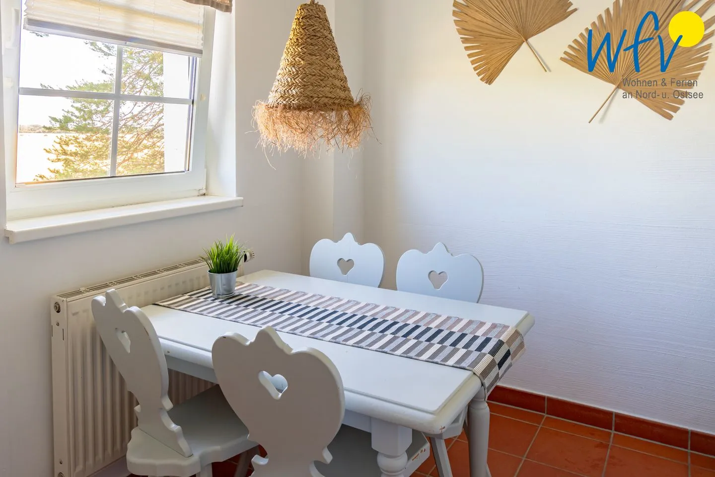 Ferienhaus am Gutspark Dranske Ferienwohnung Sonnenhut Rügen - Dranske - Küche / Küchenzeile