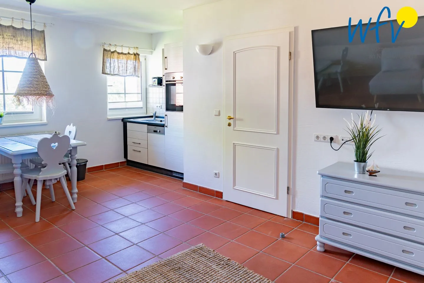 Ferienhaus am Gutspark Dranske Ferienwohnung Sonnenrose Rügen - Dranske - Wohnzimmer
