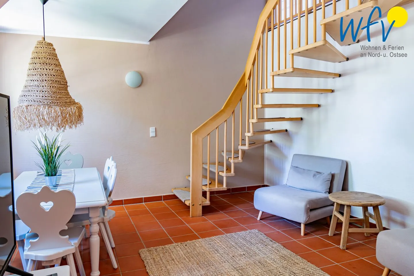 Ferienhaus am Gutspark Dranske Ferienwohnung Sonnenstrahl Rügen - Dranske - Wohnzimmer