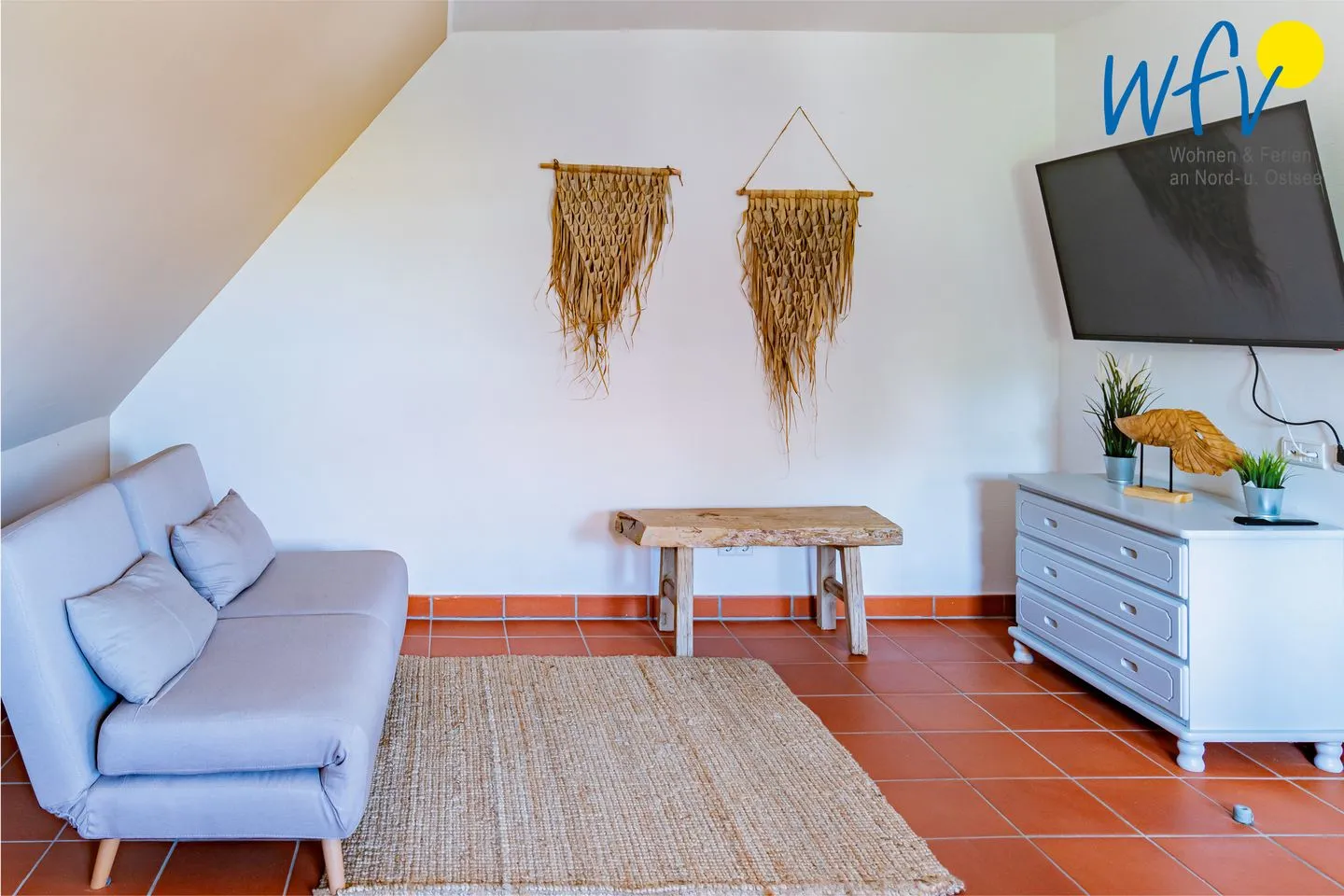 Ferienhaus am Gutspark Dranske Ferienwohnung Sonnenmorgen Rügen - Dranske - Wohnzimmer
