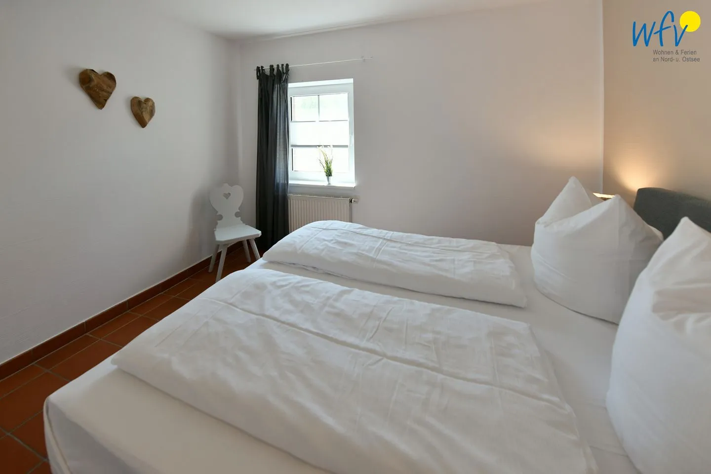 Ferienhaus am Gutspark Dranske Ferienwohnung Strandroggen Rügen - Dranske - Schlafzimmer