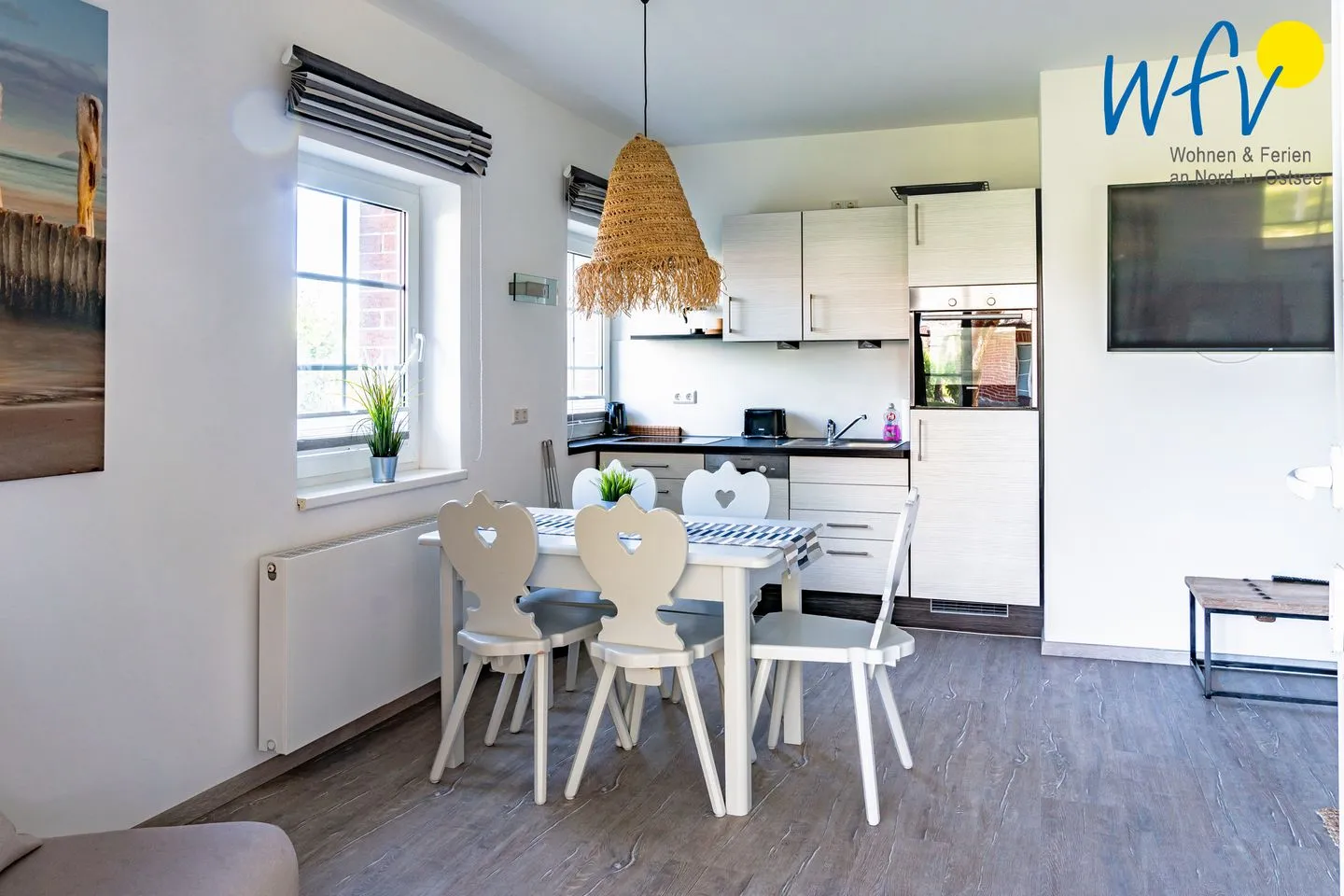 Ferienhaus am Gutspark Dranske Ferienwohnungen Sonnenaufgang und Sonnentag Rügen - Dranske - Küche / Küchenzeile