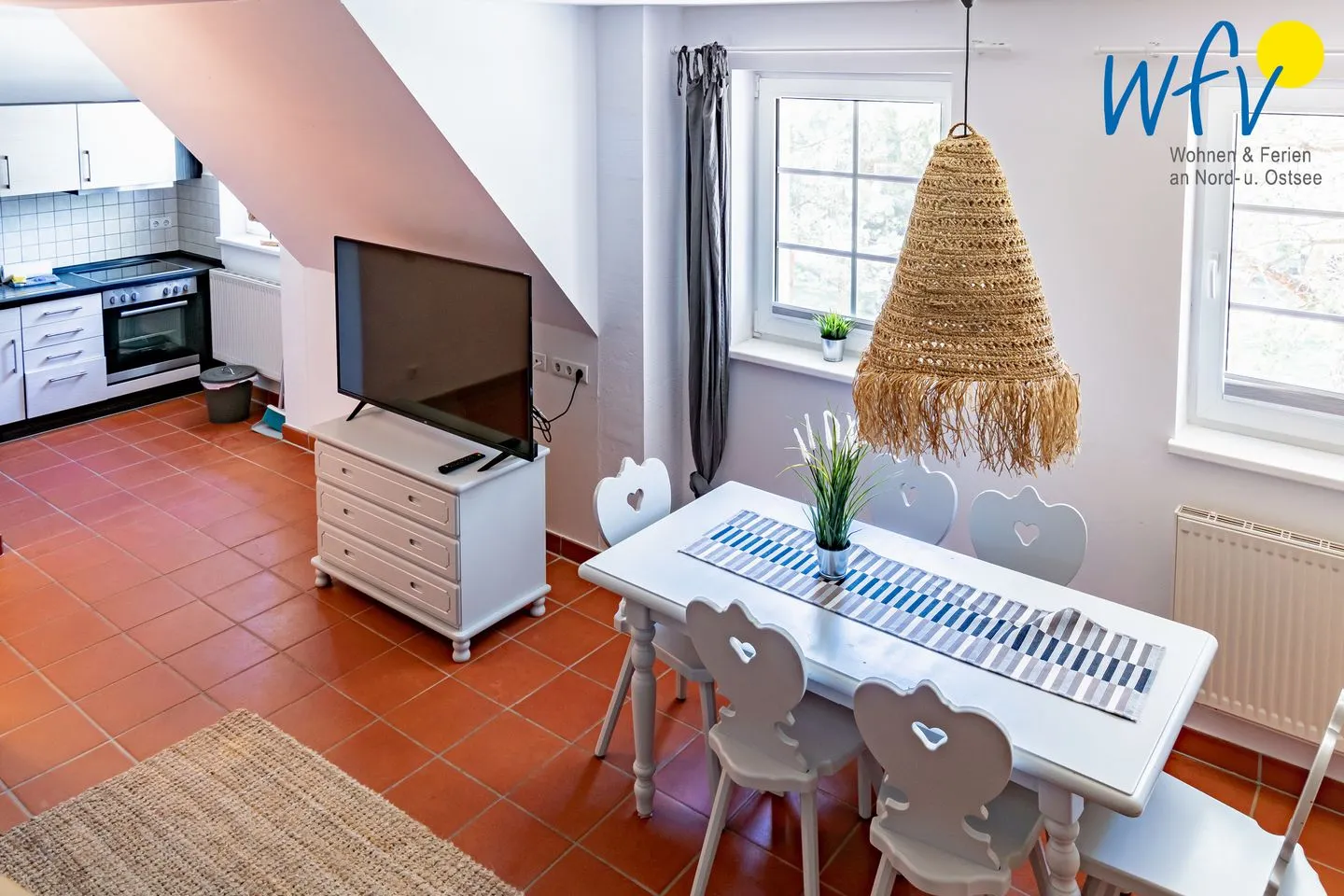 Ferienhaus am Gutspark Dranske Ferienwohnung Sonnenstrahl Rügen - Dranske -