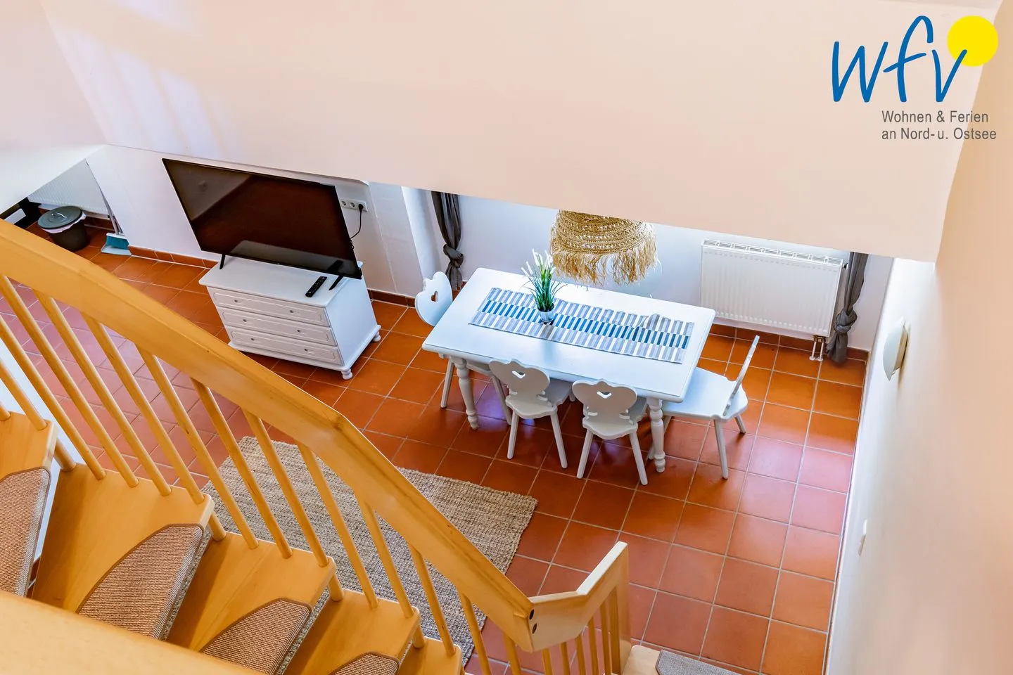 Ferienhaus am Gutspark Dranske Ferienwohnung Sonnenstrahl Rügen - Dranske -