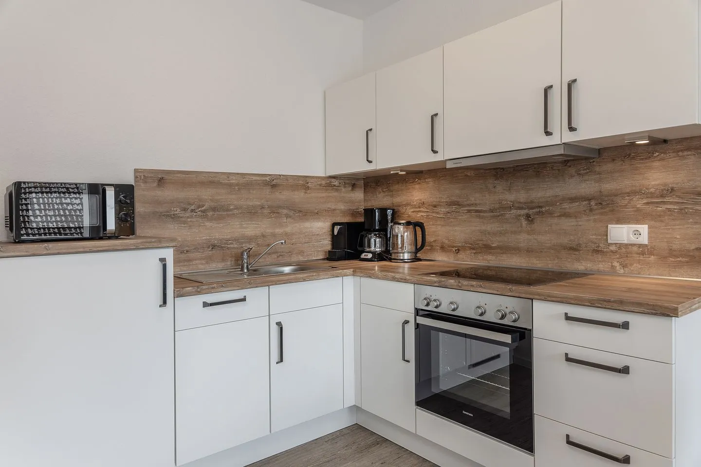 Wittmunder Straße 24a Ferienwohnung 50235 Zentrum/Hafen/Bahnhofstr./ Mühlenstr. etc. -