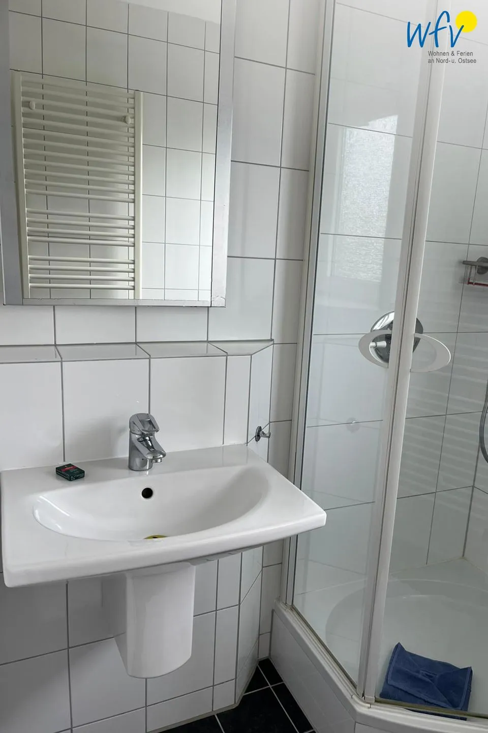 Ferienhaus Caterlieschen Ferienwohnung 1 Juist - Badezimmer