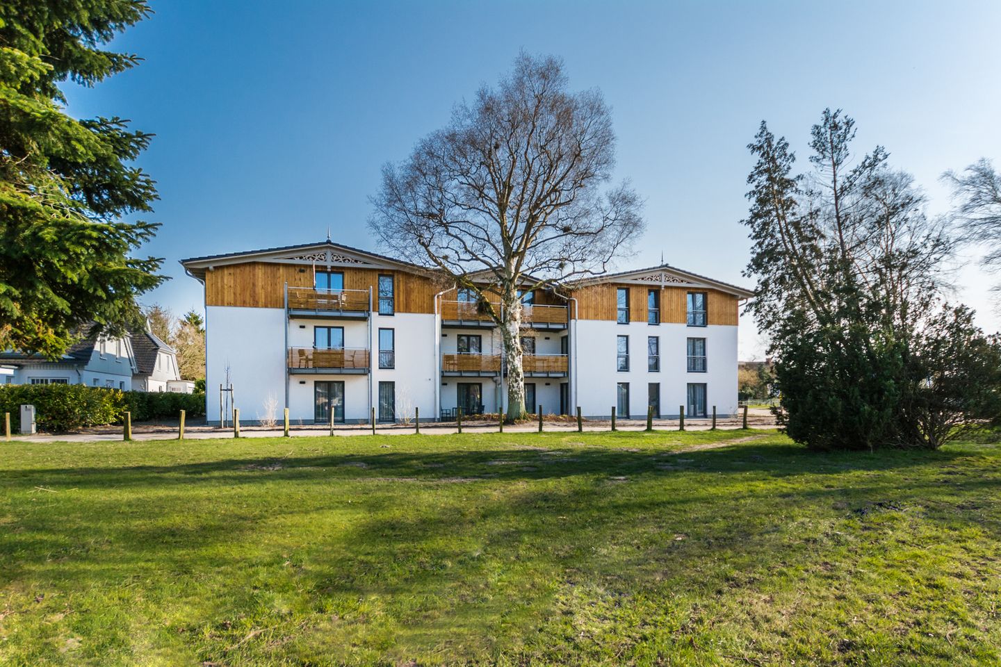 Apartmenthaus Am Park Prerow - Hauptansicht