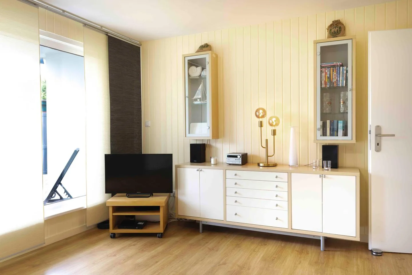 (BIR45) Ferienhaus Dat Hes-Hus Niendorf - Wohnzimmer