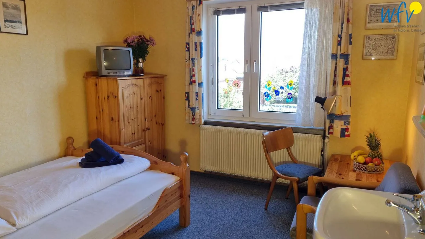 Haus Feldmann Ferienwohnung Lüttje Dröm Borkum - Schlafzimmer