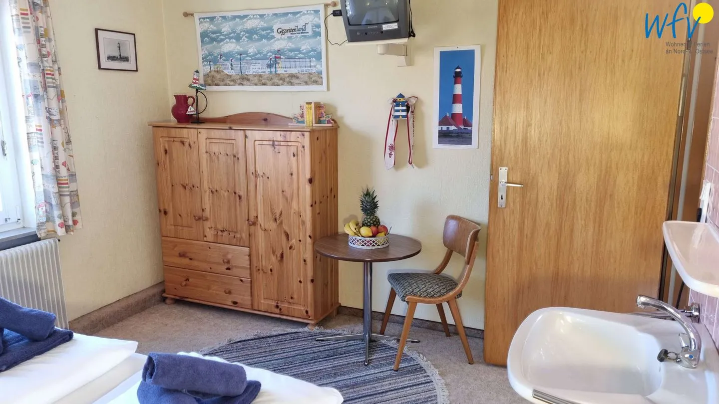 Haus Feldmann Ferienwohnung Lüttje Dröm Borkum - Schlafzimmer