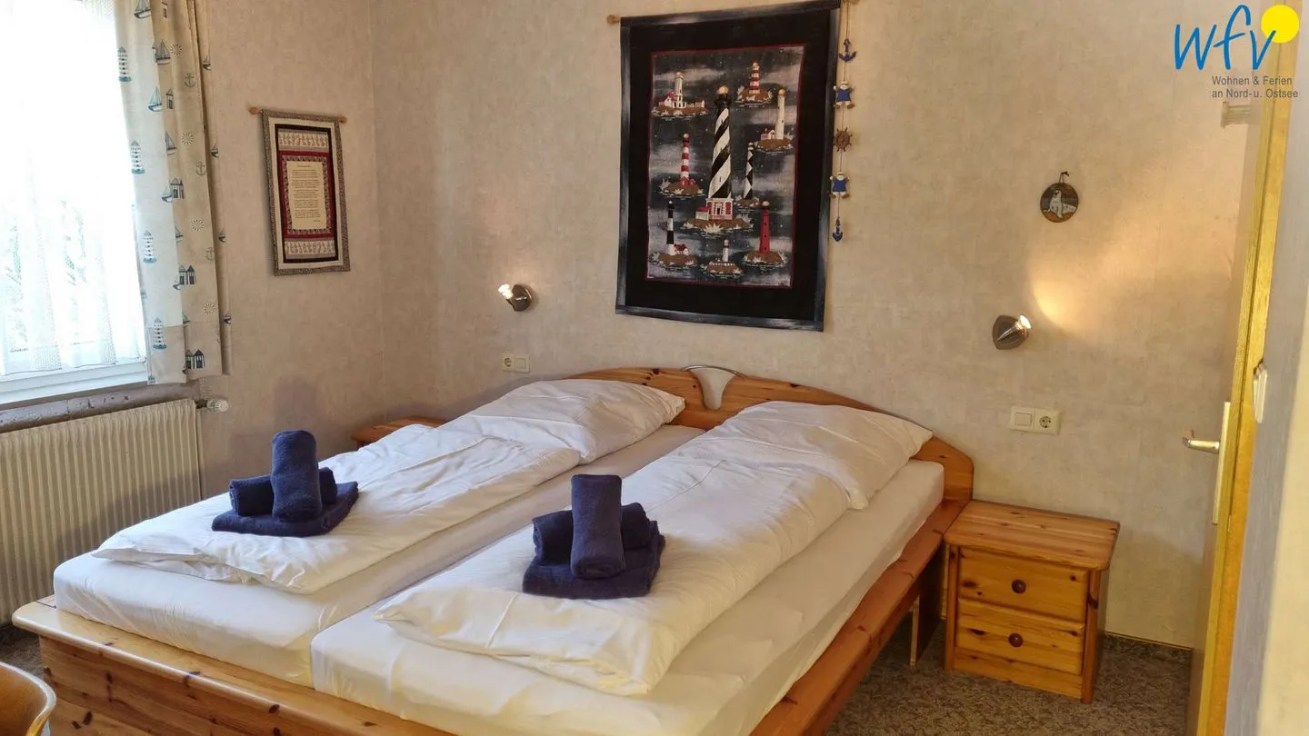 Haus Feldmann Kleine Ferienwohnung Lüttje Dröm Borkum - Schlafzimmer