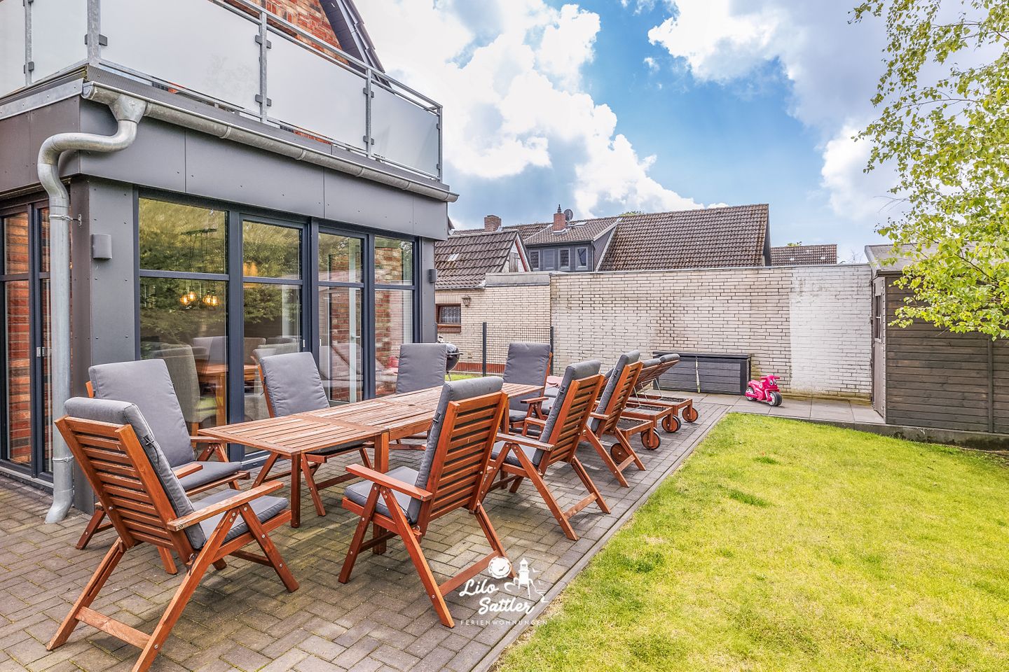 Ferienhaus Pricke Terrasse im Garten
