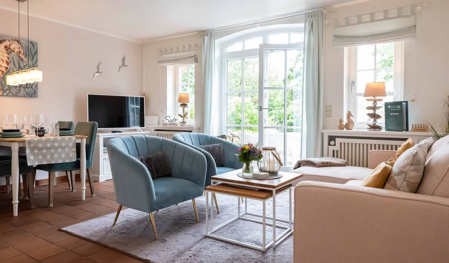 SylterPferdchen, Landhaus Köövenhüs Wenningstedt - Wohnzimmer