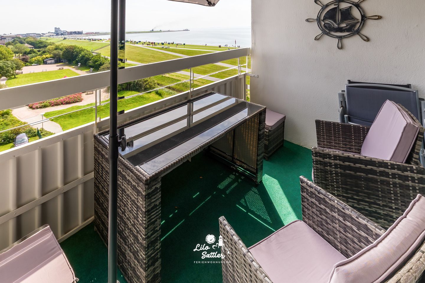 Appartement im Hochhaus / 5. OG, Balkon