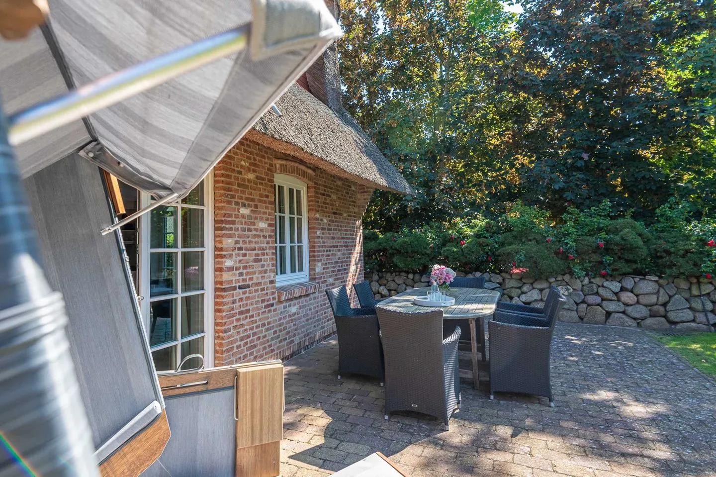 Wattvogel Lodge Tinnum - Terrasse