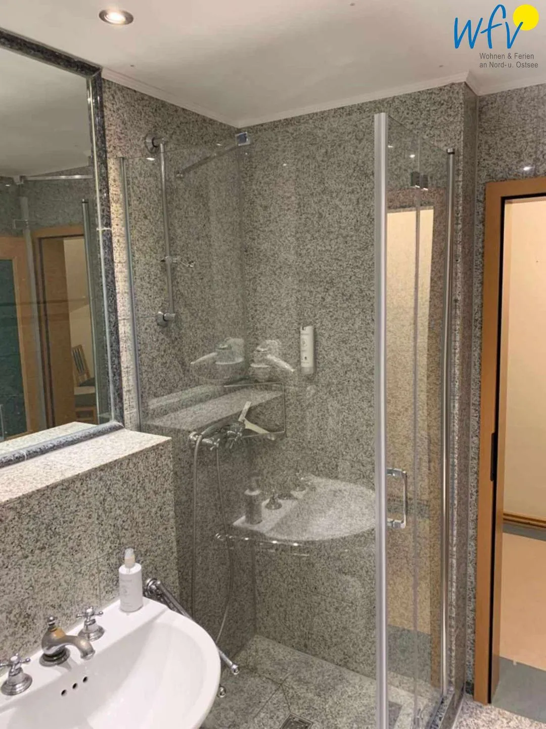 Dünenpark Binz Ferienwohnung 174 Rügen - Binz - Badezimmer