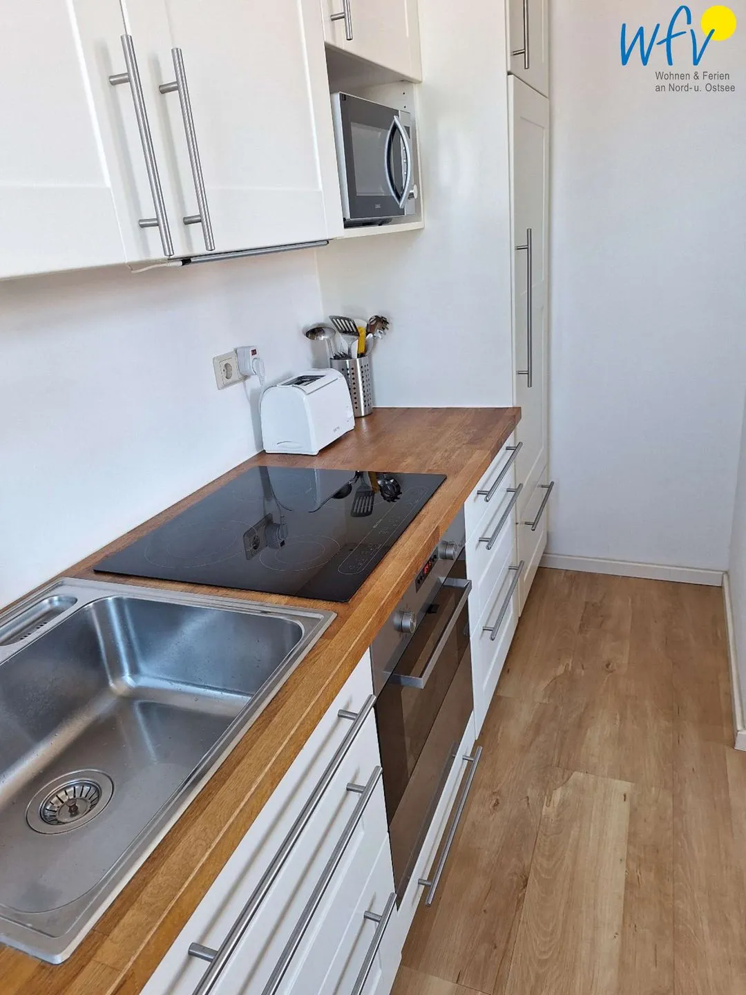 Haus Carl Stegmann Ferienwohnung FADAMA-HIN Juist - Küche / Küchenzeile