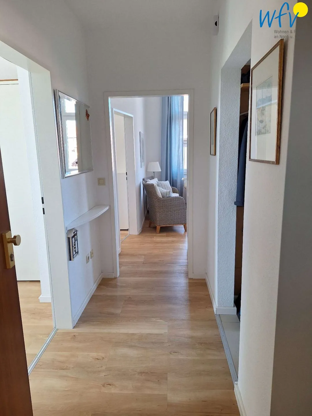 Haus Carl Stegmann Ferienwohnung FADAMA-HIN Juist - Flur